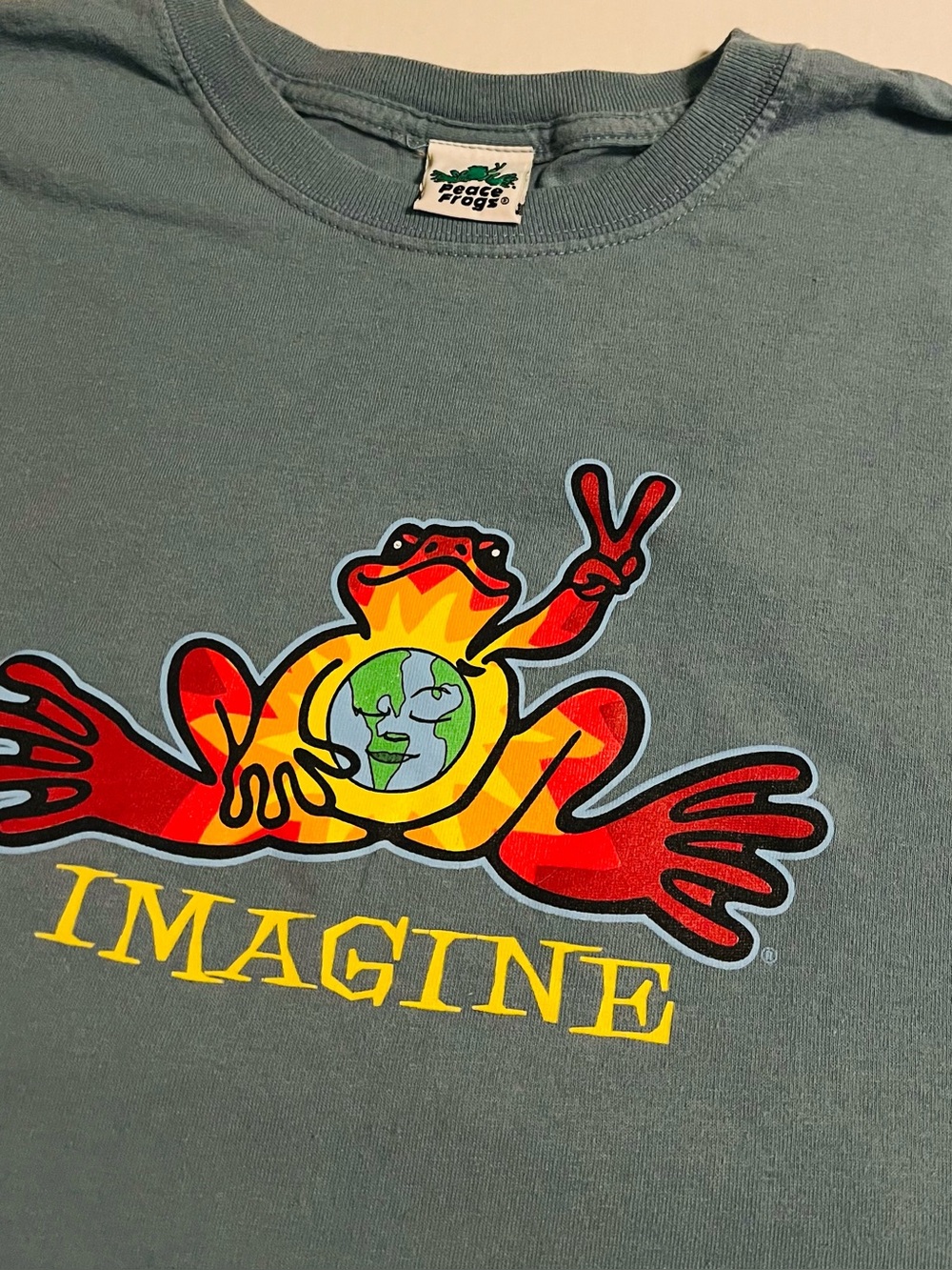 VINTAGE Peace Frogs Imagine Earth World Colorful T-Shirt XL Blue Organic Logo